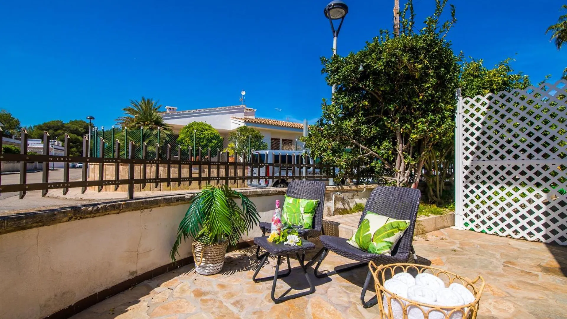 Ideal Property Mallorca - Pins 441 location